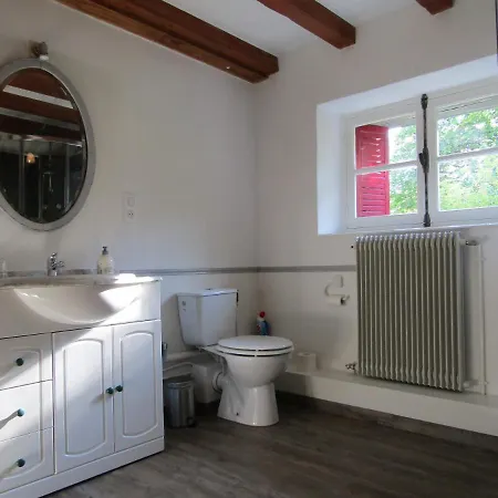 Bed & Breakfast Le Pont Du Roy *
